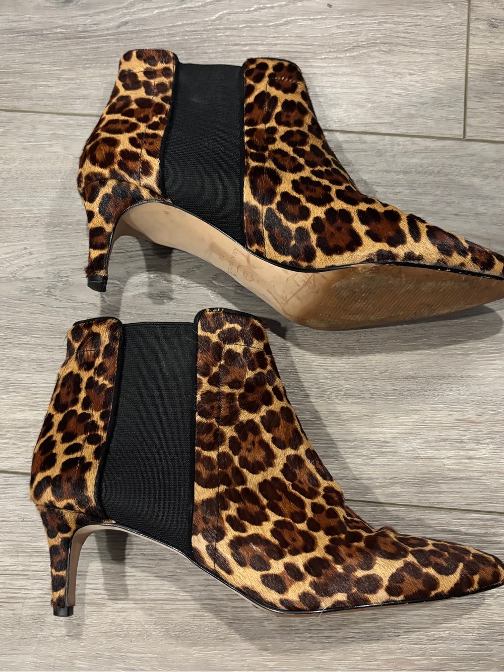 ANN TAYLOR ANIMAL PRINT HAIRCALF SKINNY HEEL BOOTIE Size 7
